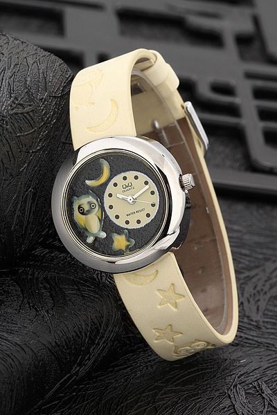 Q&Q Women's Wristwatch 3P545