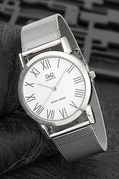 Q&Q Women's Wristwatch 3G1035