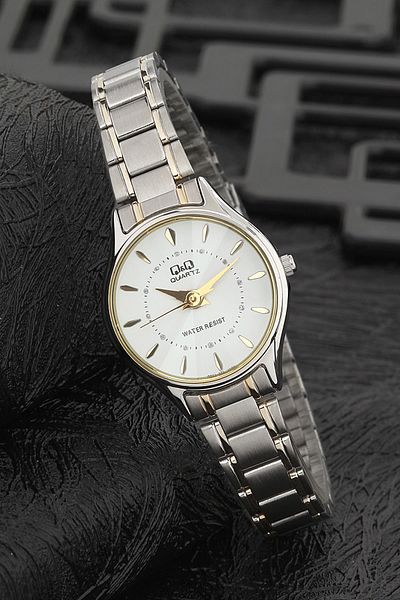Q&Q Unisex Wristwatch 3G769
