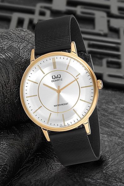 Q&Q Women's Wristwatch 3G2700