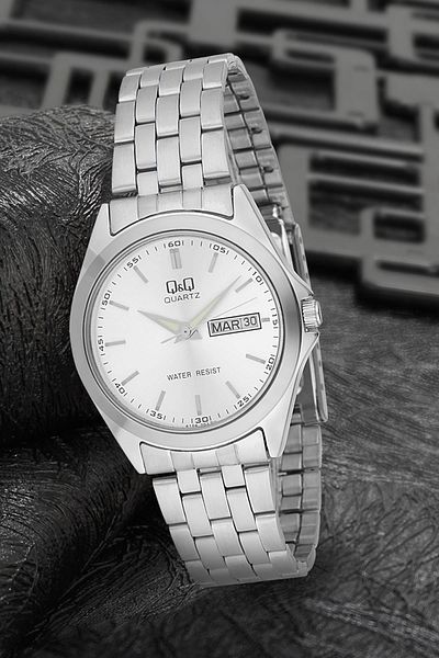 Q&Q Women's Silver Color Wristwatch 3F134