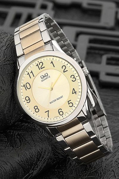 Q&Q Unisex Wristwatch 3G857