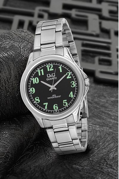 Q&Q 3g3222 Unisex Wristwatch