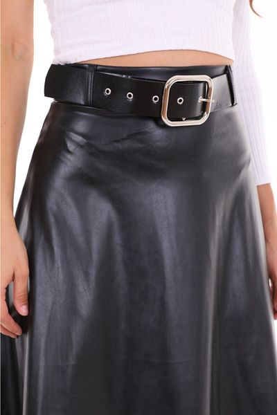 Winmoda34 Fusta de dama din piele - cu croiala clopot si detaliu curea