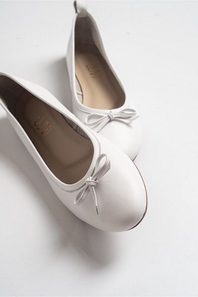 LuviShoes 01 Balerina de damă cu piele albă