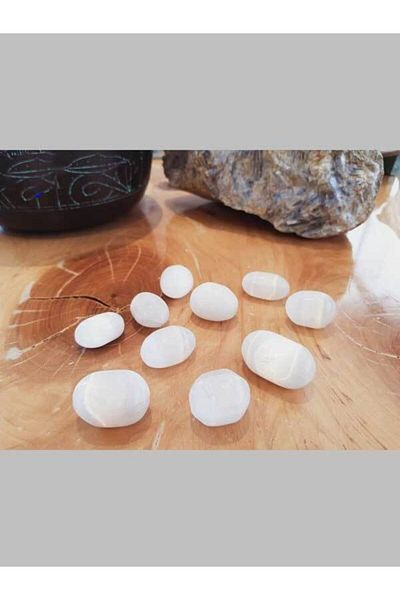 Yasamtohumu Selenite Stone Tumbled