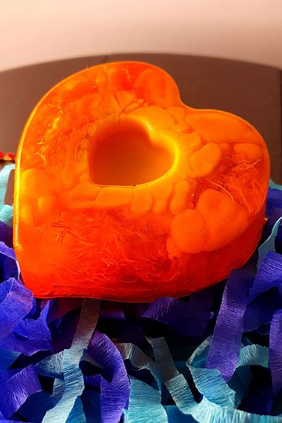 FANTASTİK SANAT ATÖLYESİ Gift Heart Bath Soap in Special Box - Organic 100% Natural - Ocean Scented