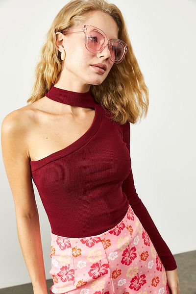XHAN Women's Burgundy Halter Neck Camisole Blouse 2KZK2-12134-05