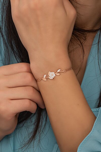 Nereze 925 Ayar Gümüş Zirkon Taşlı Yaprak Manolya Çiçeği Bileklik