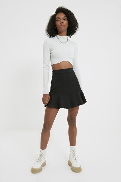 Trendyol Collection Černá tkaná mini sukně TWOAW20ET0617