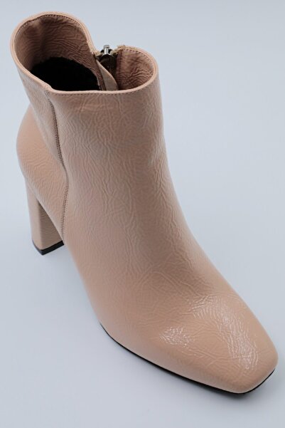 PASSAGE SHOES 5055 حذاء شتوي نسائي من الجلد باللون البيج