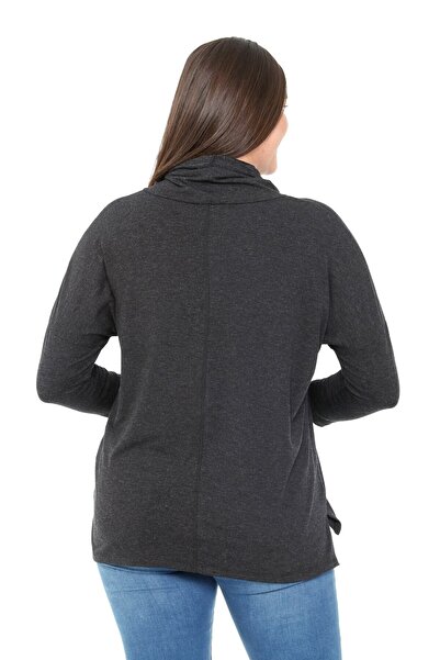 DISENTIS MODEST Μάλλινη μαύρη μπλούζα βισκόζης με λεπτομέρεια με σχισμή γιακά Degaje