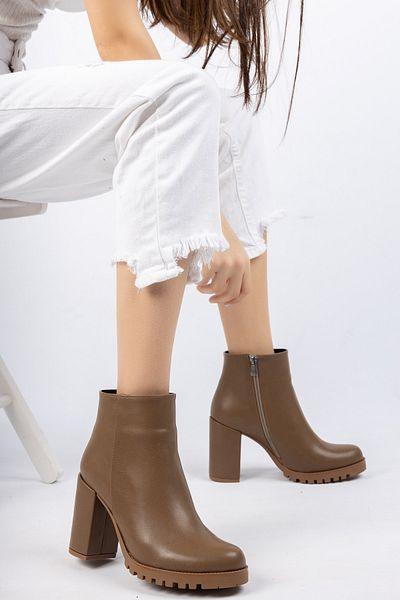 PASSAGE SHOES 5052 Дамски ботуши с цип и ток от норка