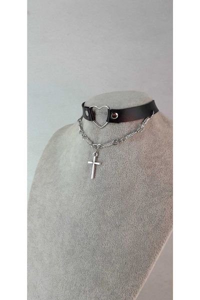 Fugusugu Heart-Centered Thin Cross Gothic Choker