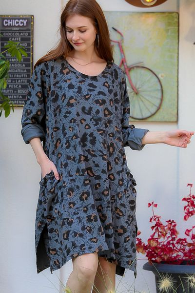 Chiccy Rochie de damă, italiană, afumată, cu decolteu rotund, cu model de leopard, cu volan, cu buzunar, supradimensionată, cu mânecă lungă M10160000el94085
