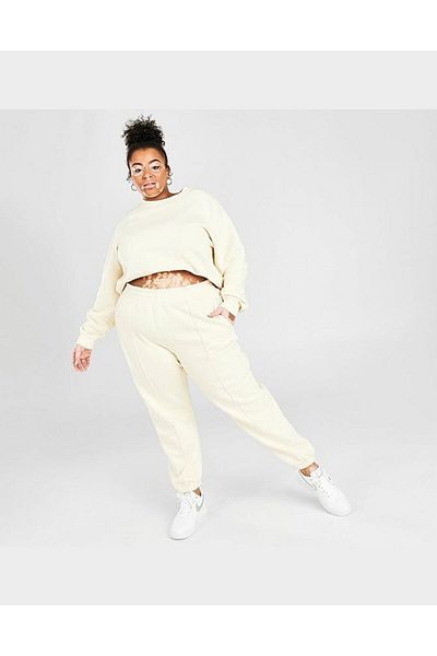 Cream nike sweatsuit deals