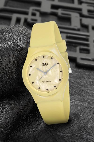 Q&Q Women's Wristwatch 3p672