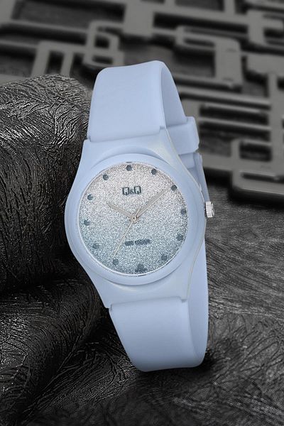 Q&Q Women's Wristwatch 3p665