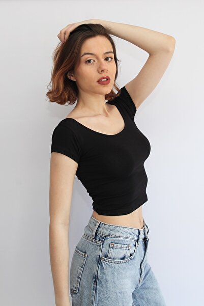 Rosse Butik Kadın Siyah Geniş Yaka Crop Top T-shirt