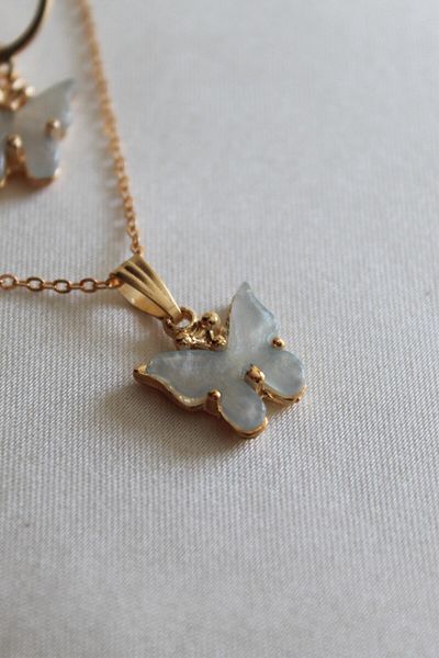 Enyuya Women's Light Blue Butterfly Necklace and Earrings