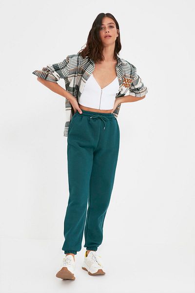 Trendyol Collection Benzínové tlusté vnitřní fleece základní pletené tepláky kalhoty TWOAW22EA0468