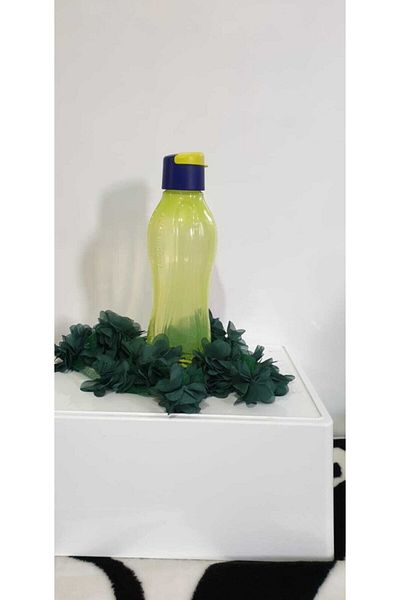 Tupperware Eco 750 ml Bottle Yellow Navy Blue
