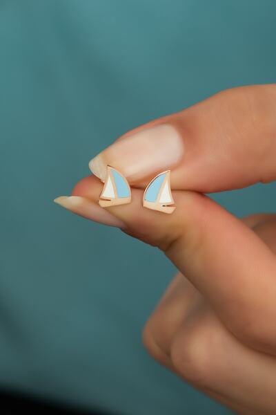 Nereze 925 Ayar Gümüş Minimal Mineli Yelken Küpe