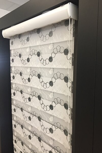 CLARISS HOME Işlemeli Zebra Stor Perde Siyah-beyaz