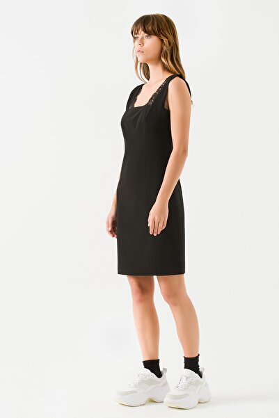 Jus De Pommes Dantel Detaylı Askılı Elbise