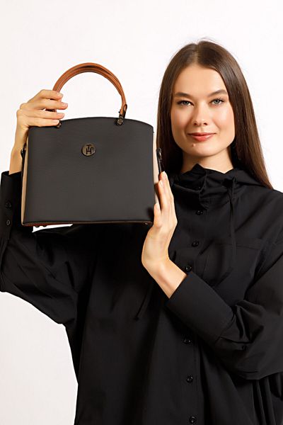 TH Women's Shoulder Bag Th-yk6371 Black-dark Beige-tan