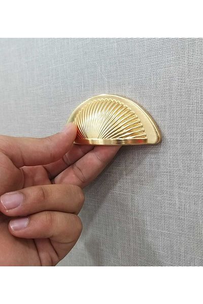 ARON Metax Sail Mussel Bowl Handle 64mm Matt Gold Kitchen TV Unit Furniture Drawer Cabinet Handle 64mm