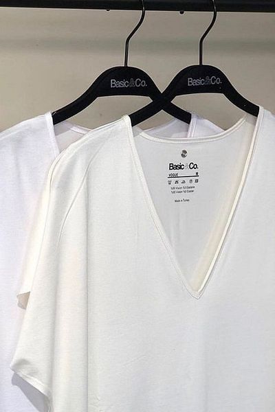 BASIC&CO Vogue V-Neck Ecru Basic Viscose T-shirt