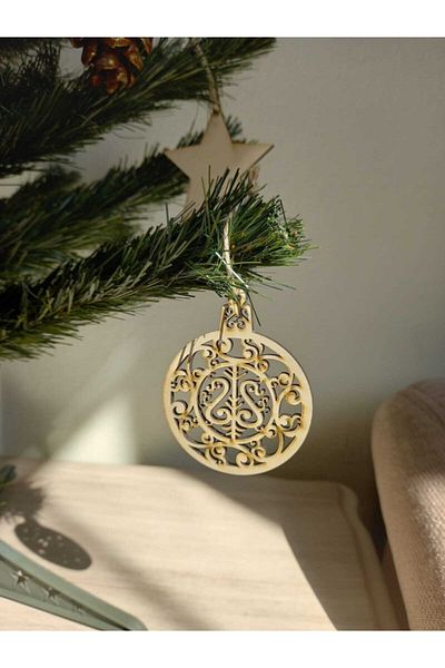 Elfora Special Wooden Laser Cut Christmas Ornament Tree Gift Ornament 6 Pieces 7x7cm