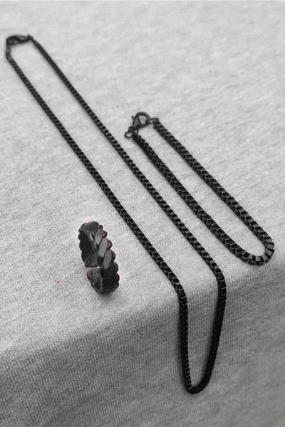 The Collection Spiral Pattern Matte Black Ring Cube Bracelet And Necklace Set