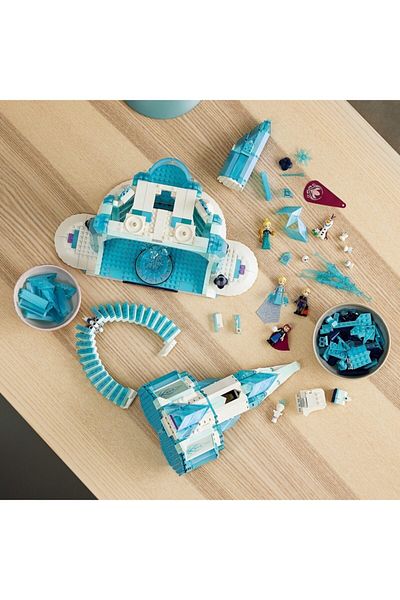 LEGO Disney Ice Castle 43197 - Creative Toy Building Set for Kids Who Love Princesses (1709 Pieces)