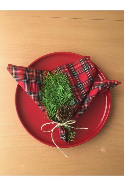 BELMOD Red New Year New Year Scottish Plaid Runner 45*170 Cm 2 New Year Fabric Napkin 40*40