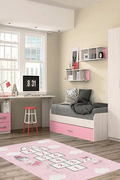 THEMODERNHANE Seksek Desenli Kız Çocuk Halısı