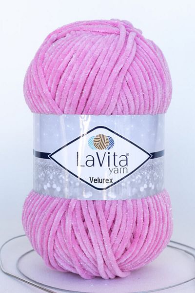 LaVita Yarn خيط تريكو يدوي من Velurex Baby Glitter Velvet Amigurumi Taka (4017-وردي حلوى)