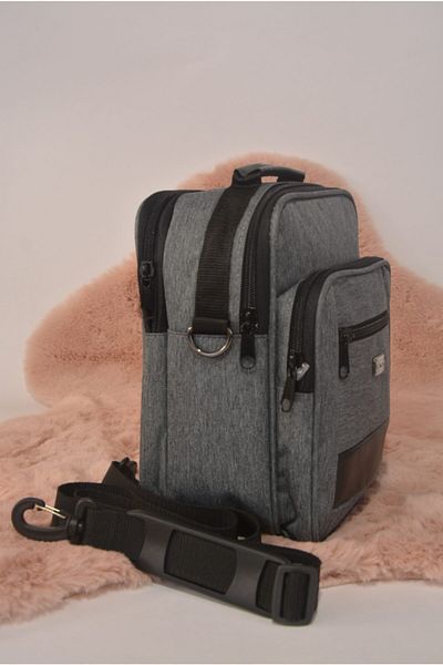 Hard Case حقيبة يد وكتف بحزام قماشي كبير الحجم من Hardcase Eçs