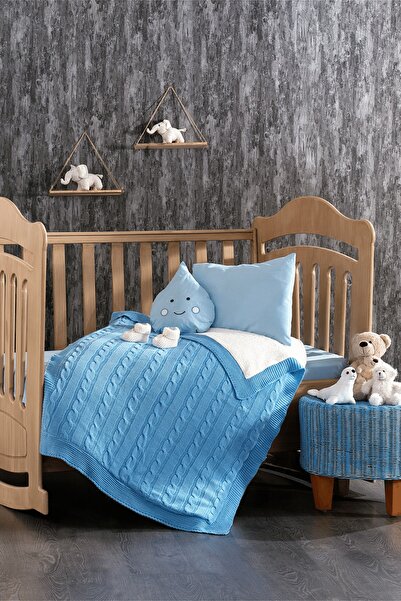 Minelya Home Collection طقم نوم ليليا بلو للأطفال مع هدية مكونة من 4 قطع من الأحذية، وبطانية تريكو من القطن 100% ووسادة على شكل كمثرى