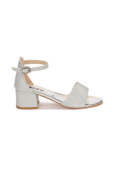 Kiko Kids Sandale cu toc de 3 cm de culoare argintie pentru fete