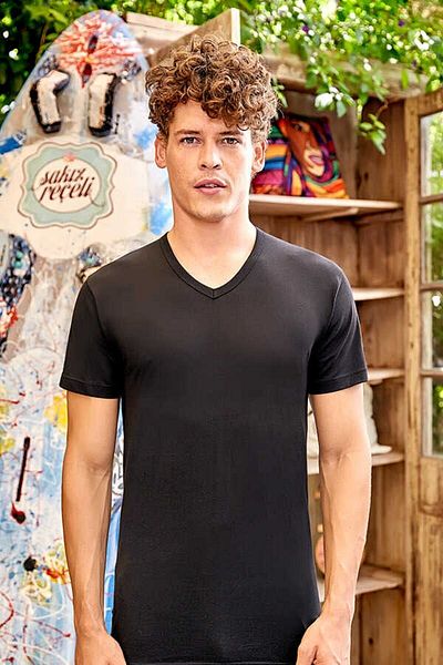 Berrak Men's Black 6-Piece V-Neck Undershirt