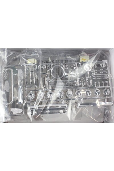 AMT 1078 1/25 1962 Buick Electra Araba Demonte Plastik Maketi