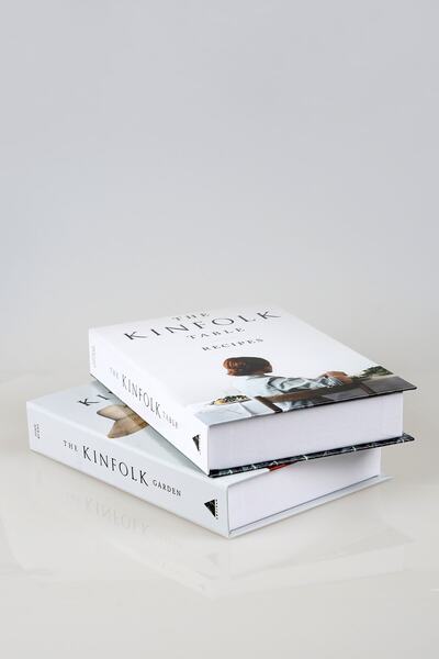 irayhomedecor 2 пакета Kinflok Декоративна кутия за книги за градина/маса