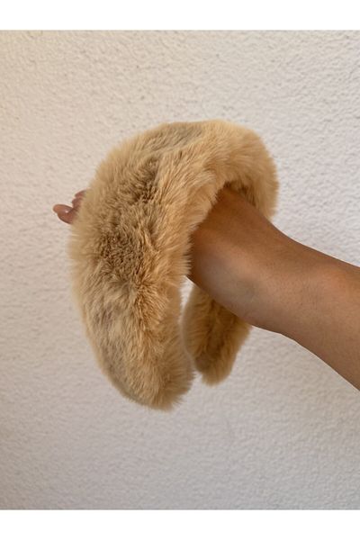 Âlâ Atelier Mink Fur Plush Crown Hair Accessory