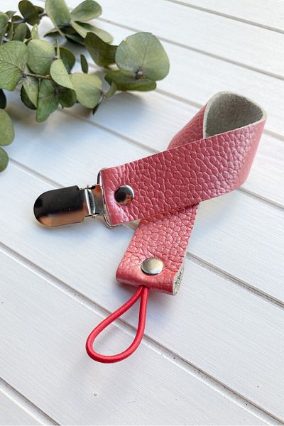 Li Puna Pomegranate Flower Leather Pacifier Strap - Pacifier Chain with Protected Metal Clip Lpemzk20