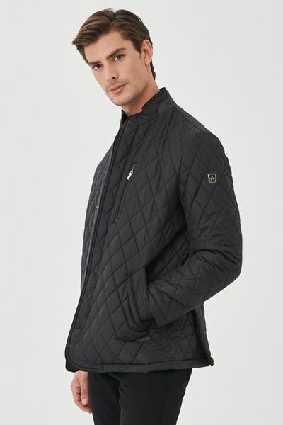 ALTINYILDIZ CLASSICS Erkek Siyah Standart Fit Normal Kesim Soğuk Geçirmez Kışlık Overcoat Mont