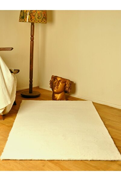 Tappeto Rex Tavşanı Kısa Tüylü Post Peluş Halı Krem