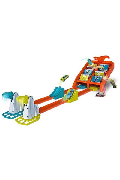 HOT WHEELS Yüksek Skor Atlayışı Yarış Seti Pist Fırlatıcı Rampa Ve 1 Adet Araç Dahil