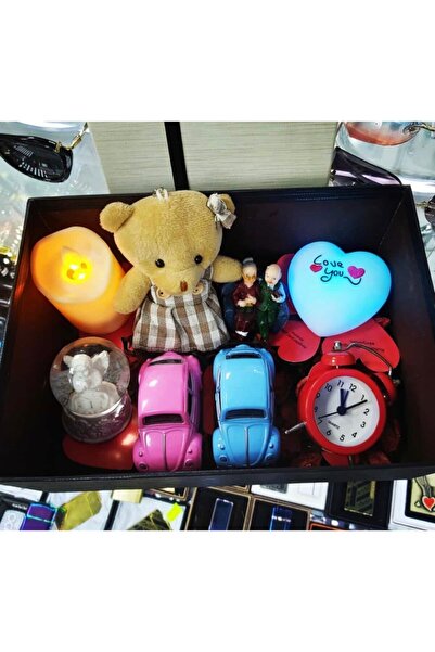 1H2M Hediyelik Kalpli Hediye Dolu Kutu